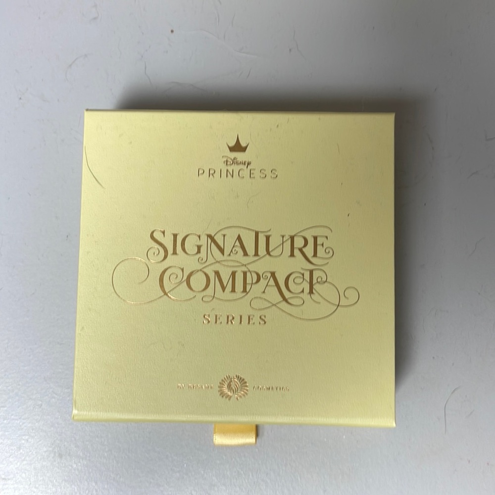 Besame Cosmetics Limited Edition Princess Ariel Signature Compact Series